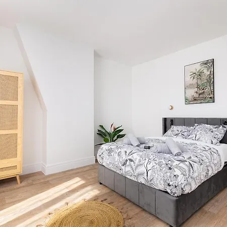 4p Paris Elegant In Montparnasse Percy * Clamart